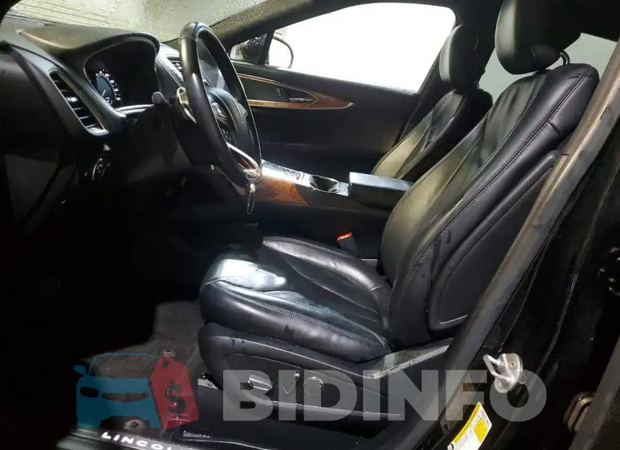 2LMPJ8KR2JBL13086 Photo# 7