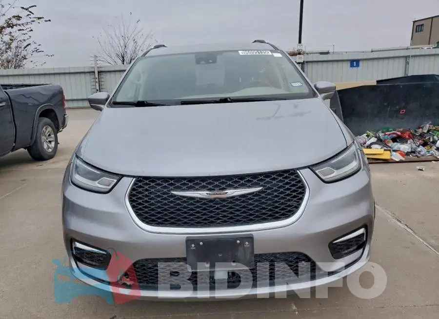2C4RC1BG5MR528546 Photo# 5