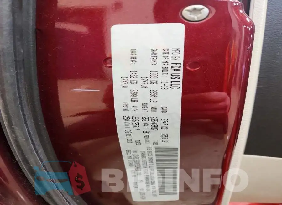 2C4RC1BGXKR594068 Photo# 13