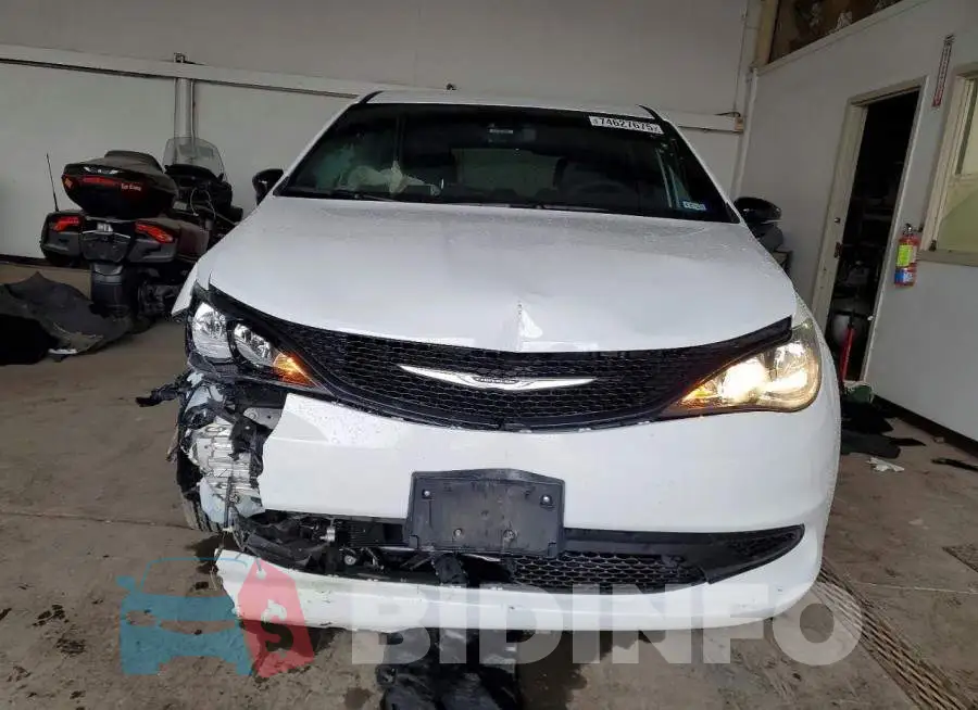 2C4RC1CGXSR519109 Photo# 5