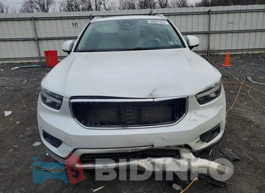 YV4162UK1M2502646 Photo# 5