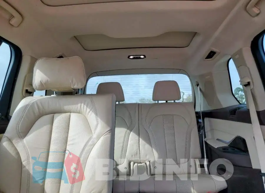 5UXCW2C5XKL087548 Photo# 10