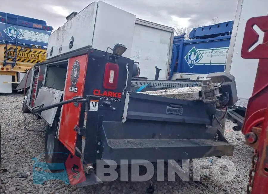 1GB3WREY7RF152791 Photo# 2