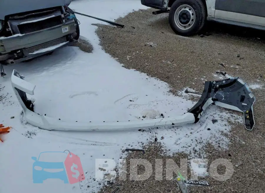 1GC3YNE71RF148483 Photo# 12