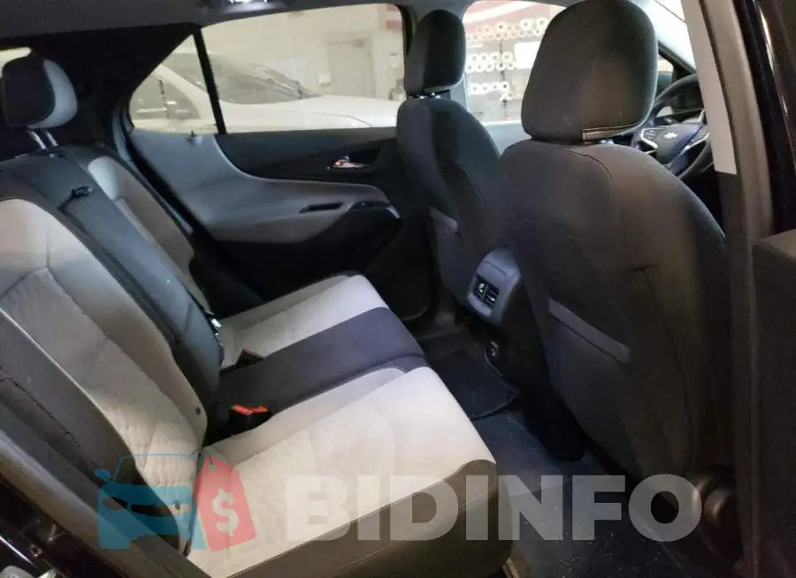 2GNAXHEV4M6104403 Photo# 10