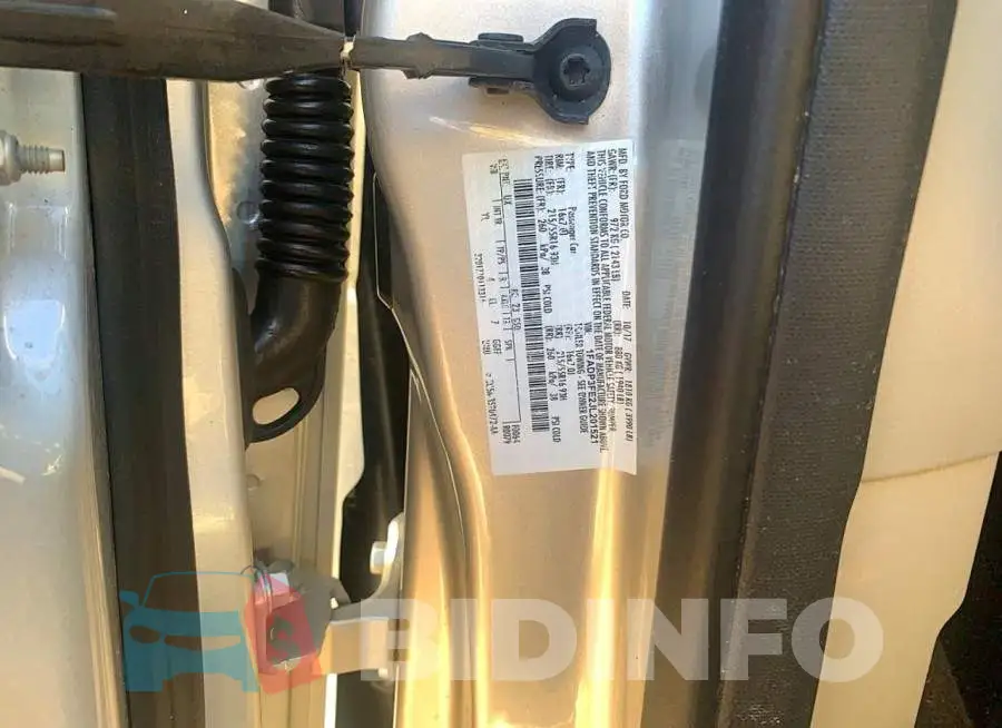 1FADP3FE2JL201521 Photo# 10