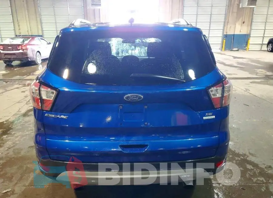1FMCU0GD3JUC47061 Photo# 6