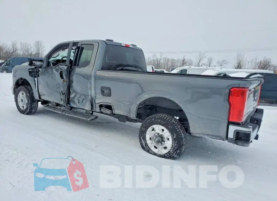 1FT7X2BN2TEC95074 Photo# 2