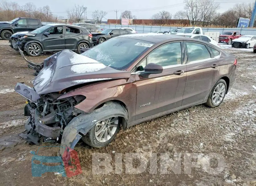 3FA6P0LU8KR263639 Photo# 1