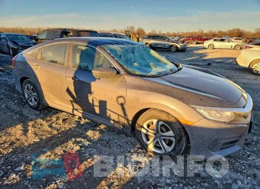 19XFC2F51HE014279 Photo# 4