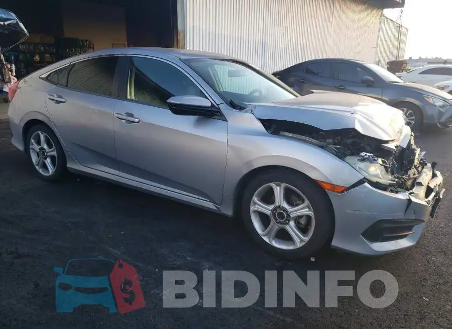 19XFC2F53JE201450 Photo# 4
