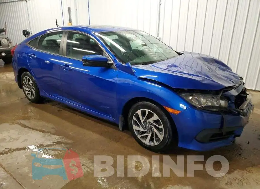 19XFC2F78HE225318 Photo# 4