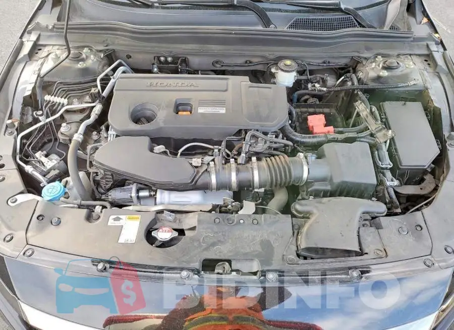 1HGCV2F37JA048135 Photo# 11