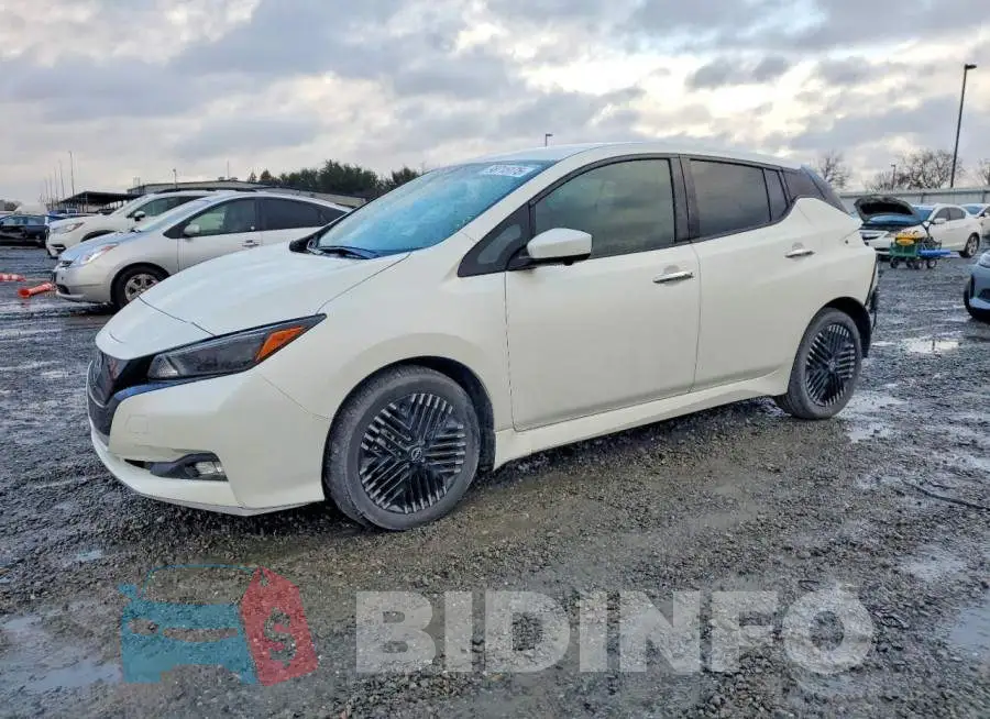1N4CZ1CV3PC553515 Photo# 1