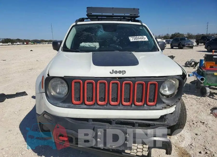 ZACCJBCB2HPF64693 Photo# 5