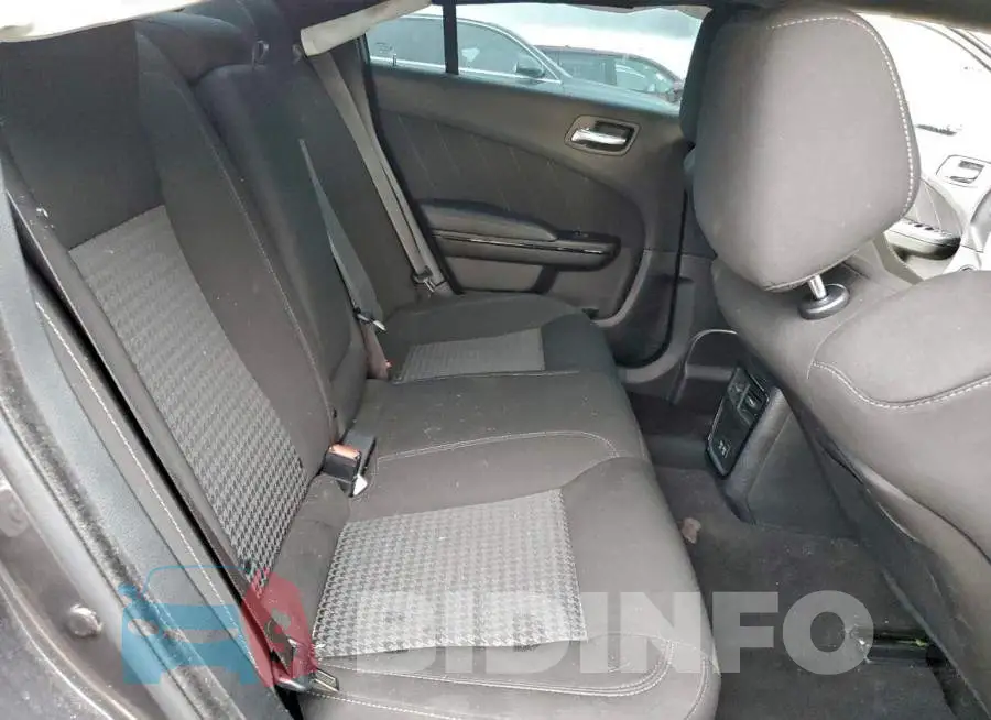2C3CDXHG3PH671443 Photo# 10
