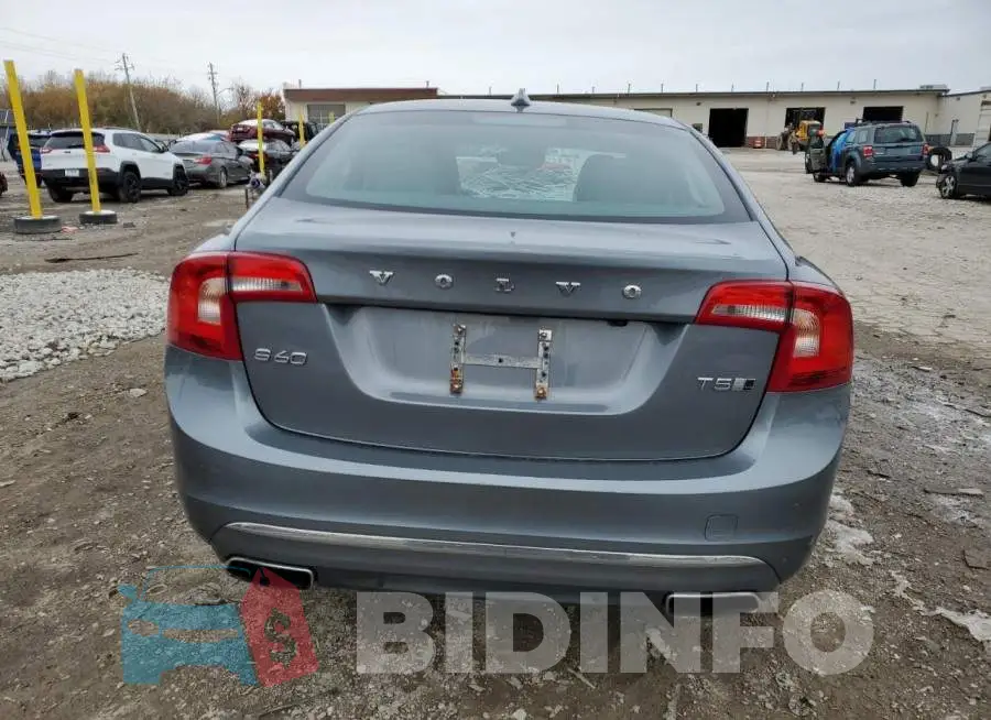 LYV402TK6HB139493 Photo# 6