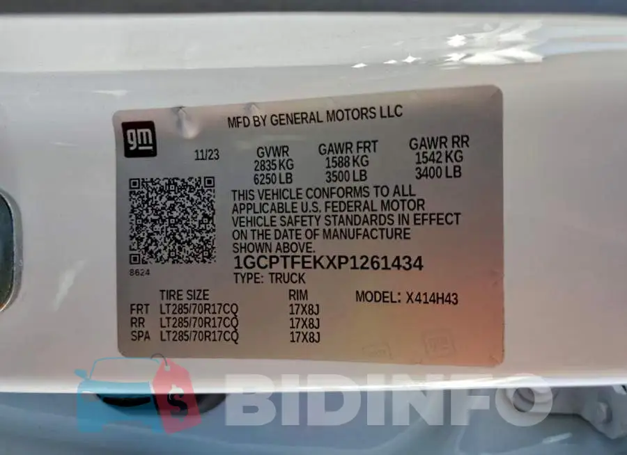 1GCPTFEKXP1261434 Photo# 12