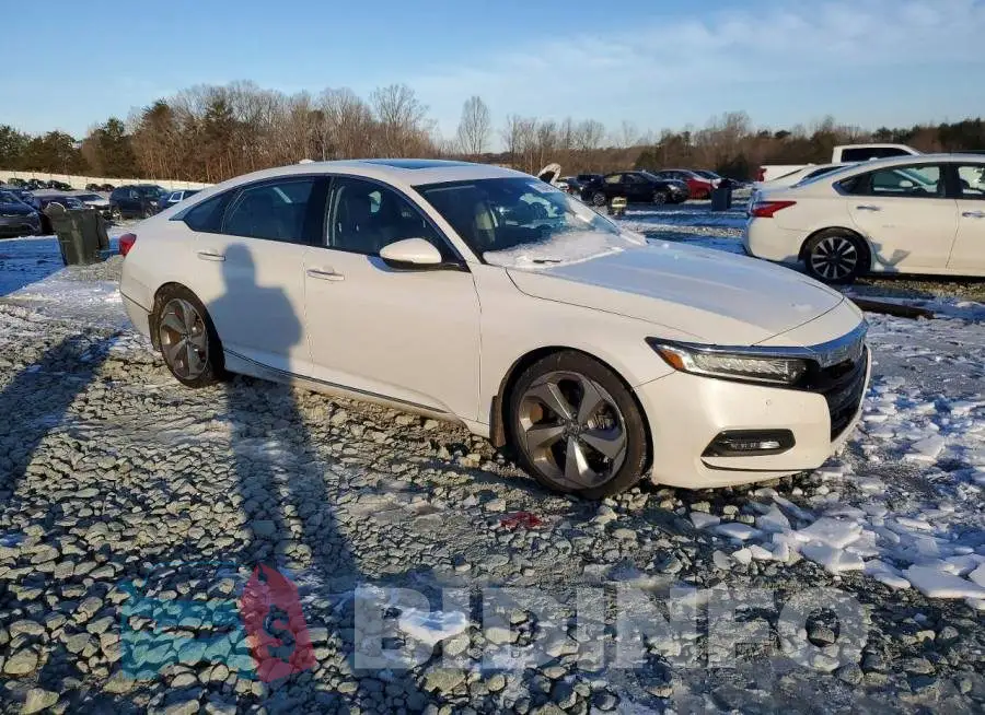 1HGCV2F93JA041512 Photo# 4