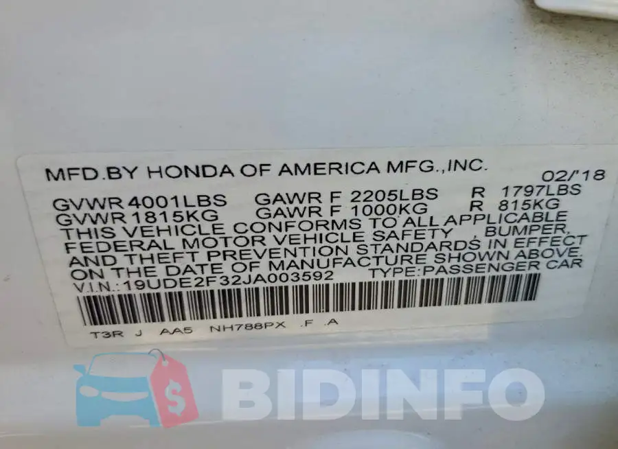 19UDE2F32JA003592 Photo# 12