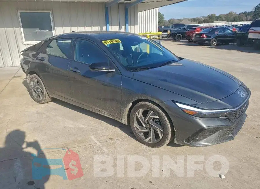 KMHLM4DG1SU088127 Photo# 4