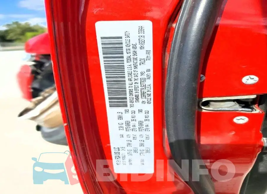 1C6RR6FT9JS277633 Photo# 13