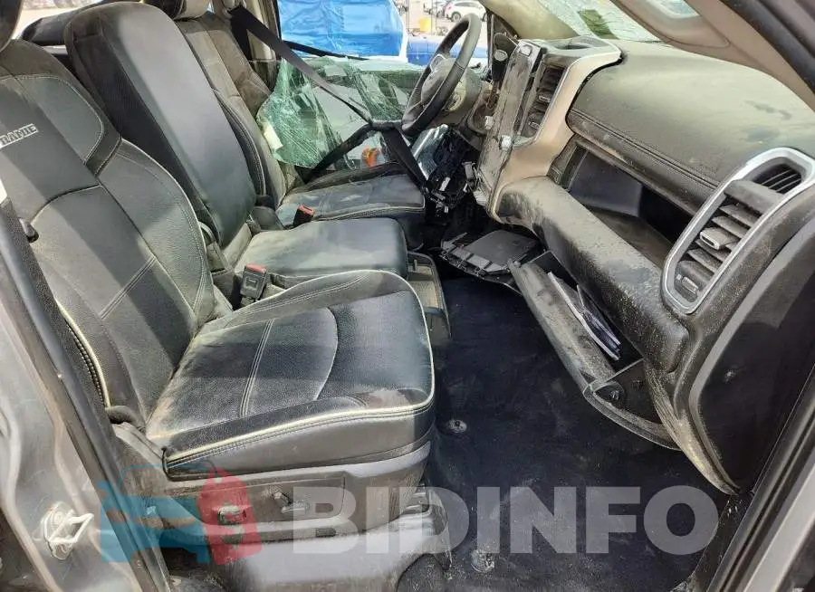 3C6UR5FL9RG402721 Photo# 7
