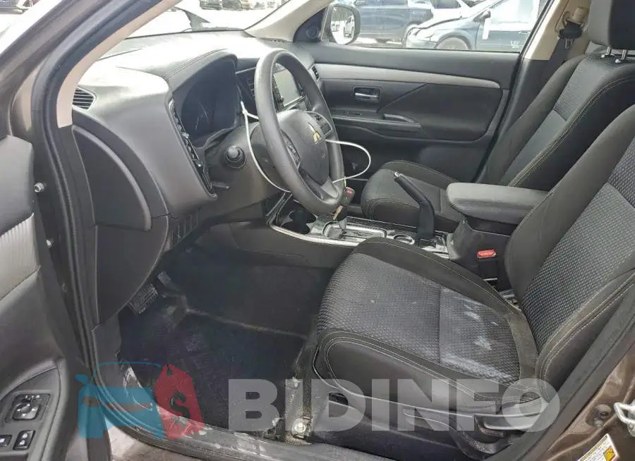JA4AD2A35JZ035234 Photo# 7