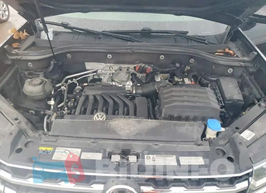 1V2NR2CA0KC546339 Photo# 12