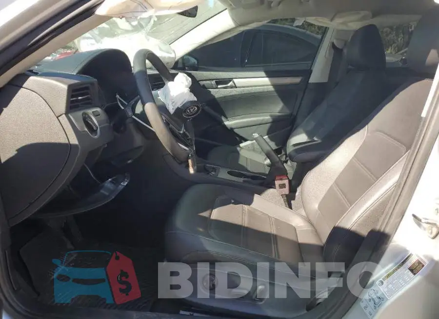 1VWSA7A35MC008281 Photo# 7