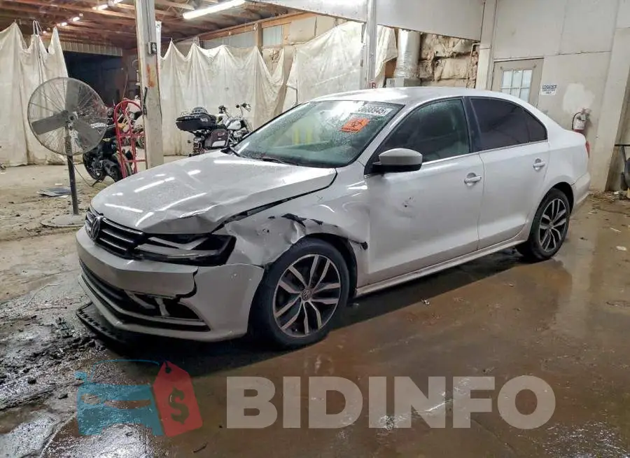 3VW167AJ5HM277994 Photo# 1
