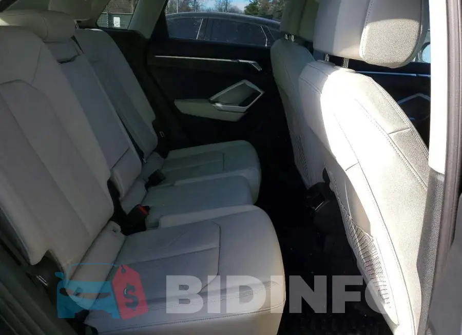 WA1EECF31S1084749 Photo# 10