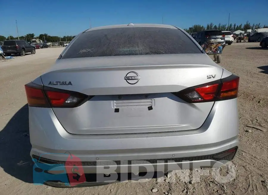1N4BL4DV9RN327774 Photo# 6