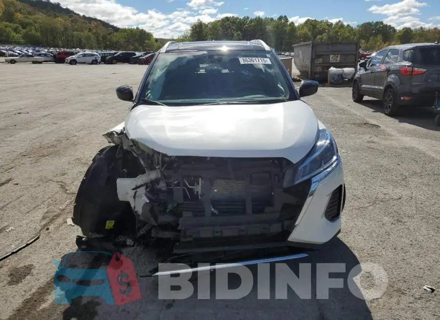 3N1CP5CV1PL545119 Photo# 5