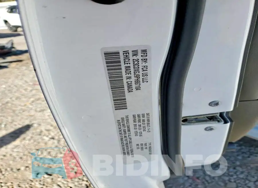 2C3CDXGJ9PH667104 Photo# 13