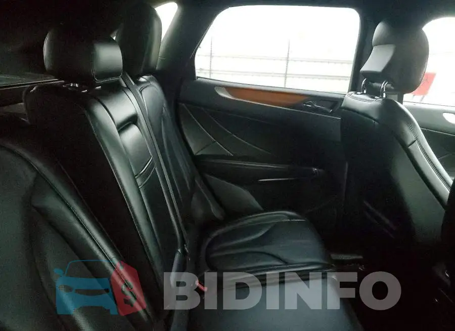 5LMCJ2D97KUL37753 Photo# 10