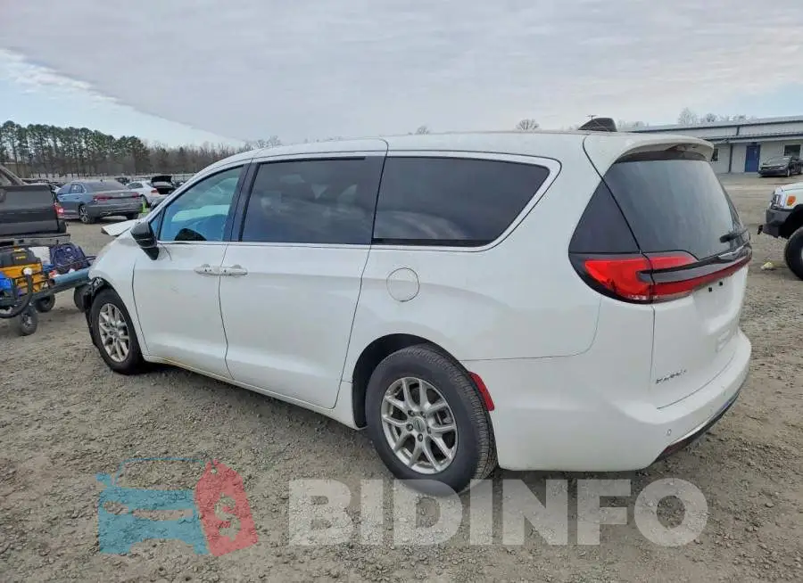2C4RC1BG1SR512843 Photo# 2