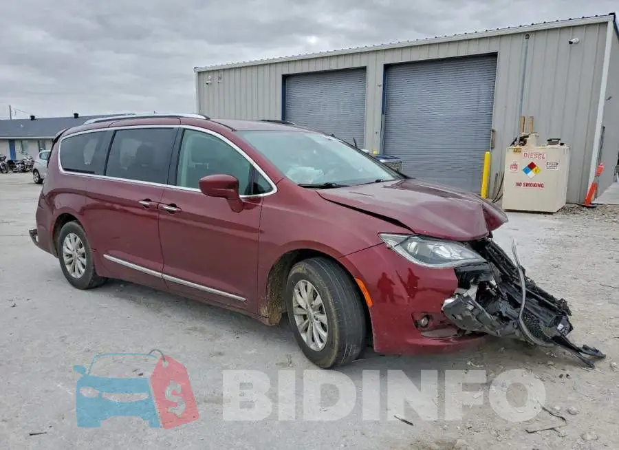 2C4RC1BG7KR537343 Photo# 4