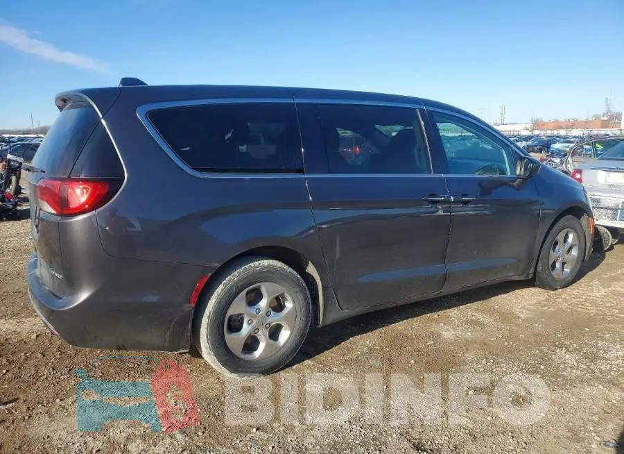 2C4RC1H75LR287514 Photo# 3
