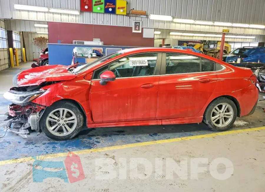 1G1BE5SM2J7133173 Photo# 1