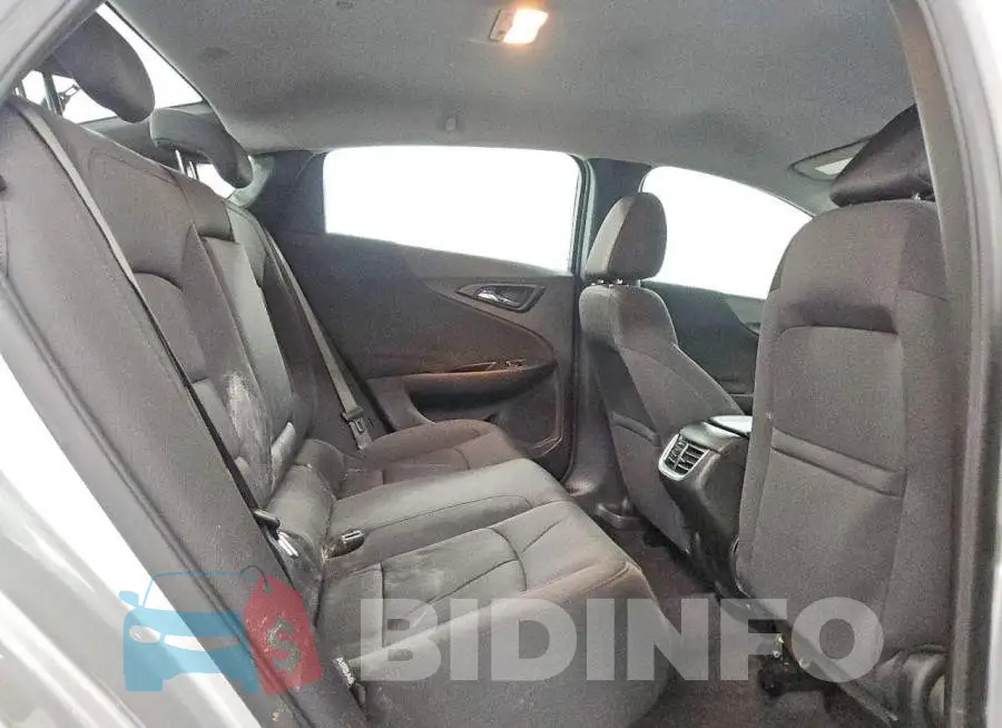 1G1ZD5ST7NF122013 Photo# 10