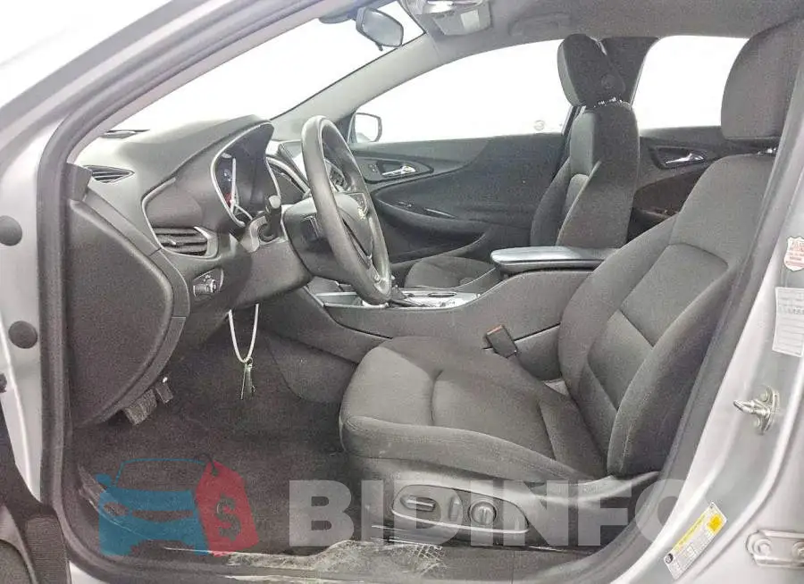 1G1ZD5ST7NF122013 Photo# 7