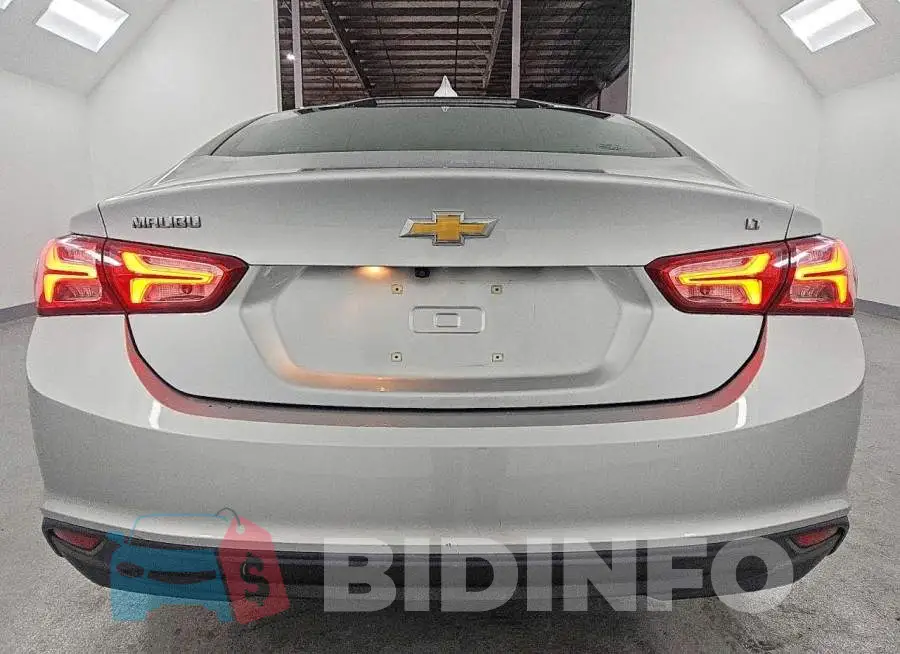 1G1ZD5ST7NF122013 Photo# 6
