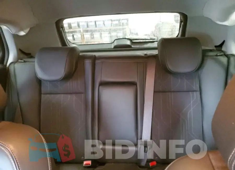 KL7CJPSMXNB558188 Photo# 10