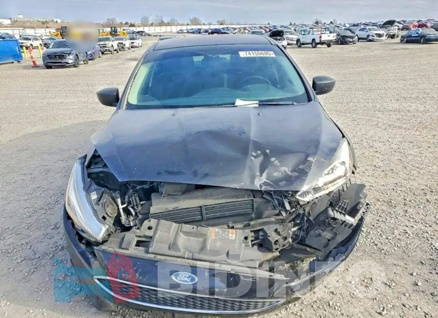 1FADP3E20JL301771 Photo# 5