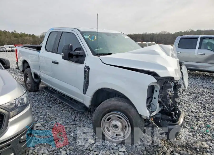 1FT7X2BAXRED38209 Photo# 4