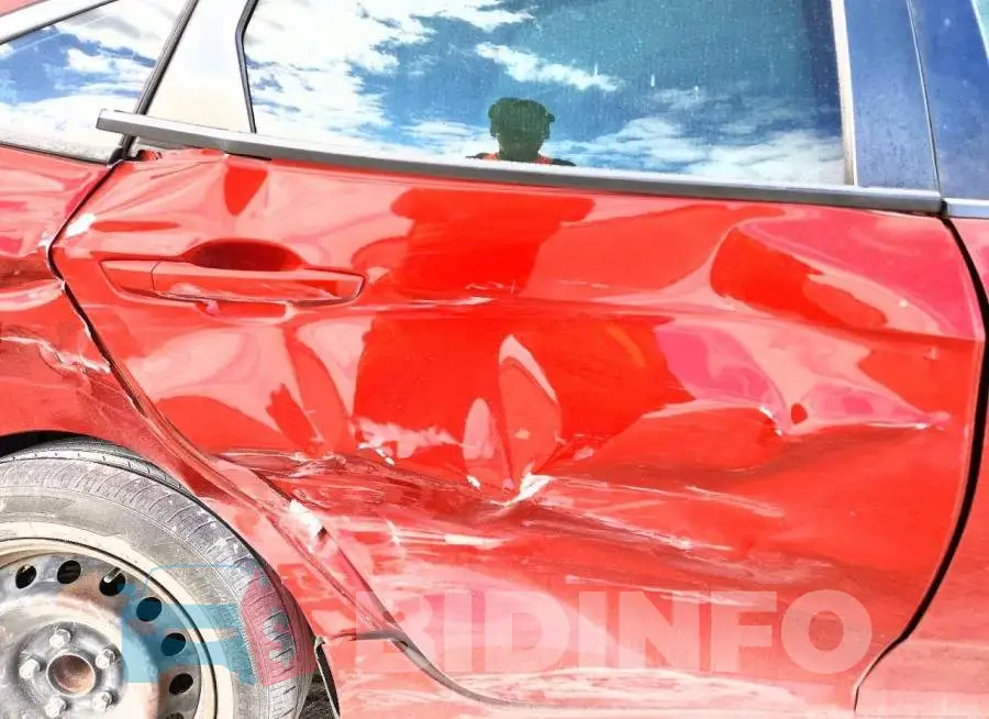 19XFC2F61KE045595 Photo# 10