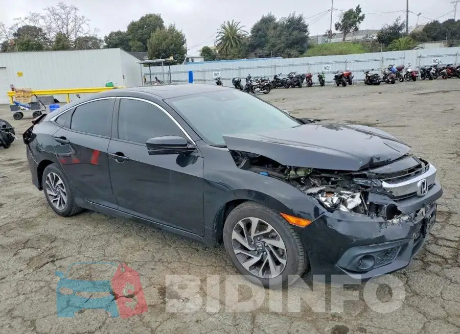 19XFC2F81HE222737 Photo# 4