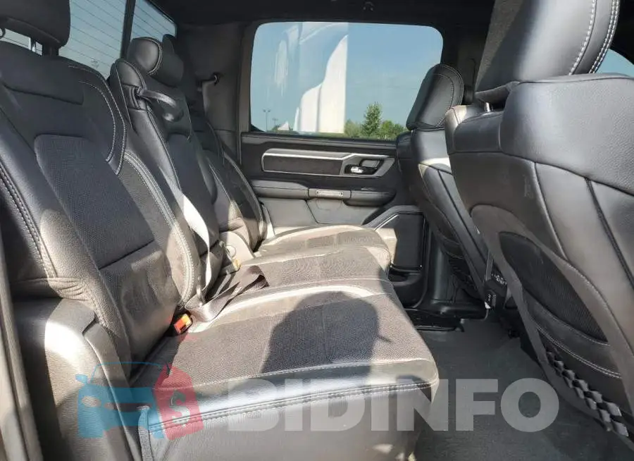 MVIN390061IND Photo# 10