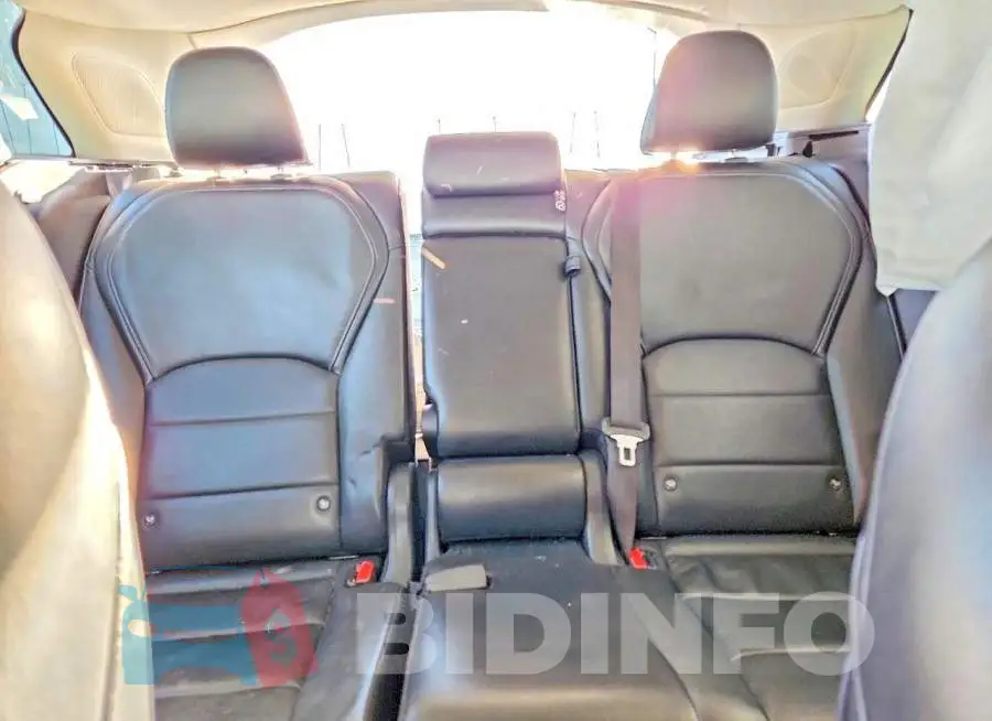 3PCAJ5M10KF102064 Photo# 10